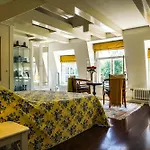 The Balcony At Prinsen Canal Guest house