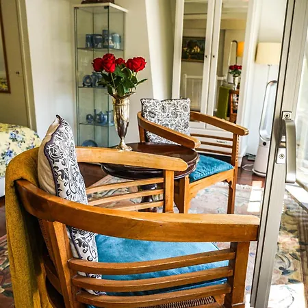 The Balcony At Prinsen Canal